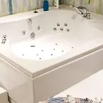 Vesta Fuar Отель