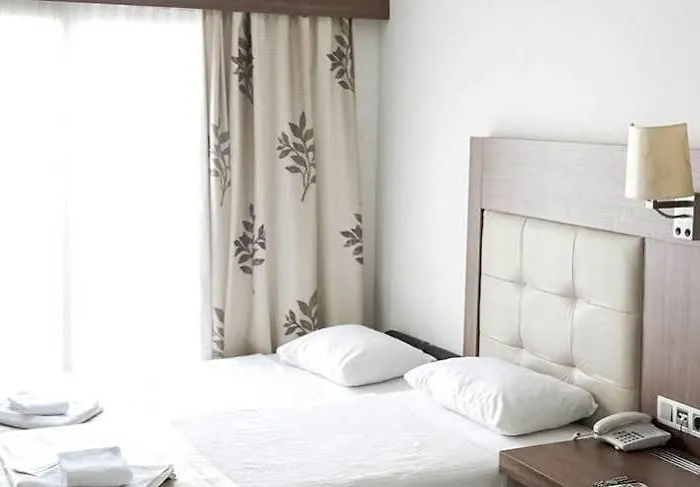 Hotel Vesta Fuar Esmirna