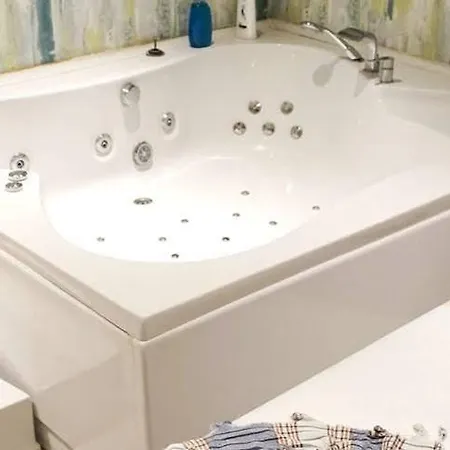 Vesta Fuar ホテル